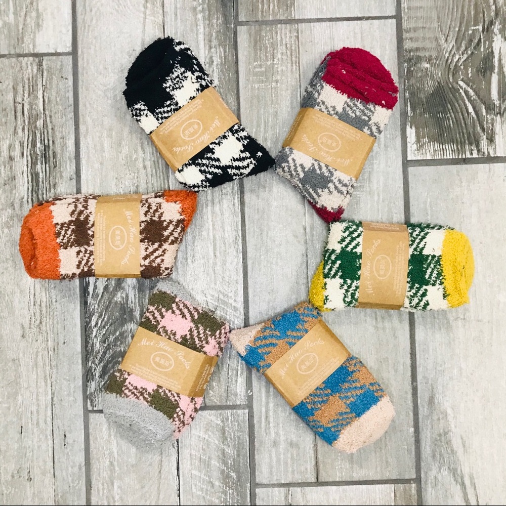 4-Pair Japanese Patchwork Velvety Winter Socks - Picture 9 of 9